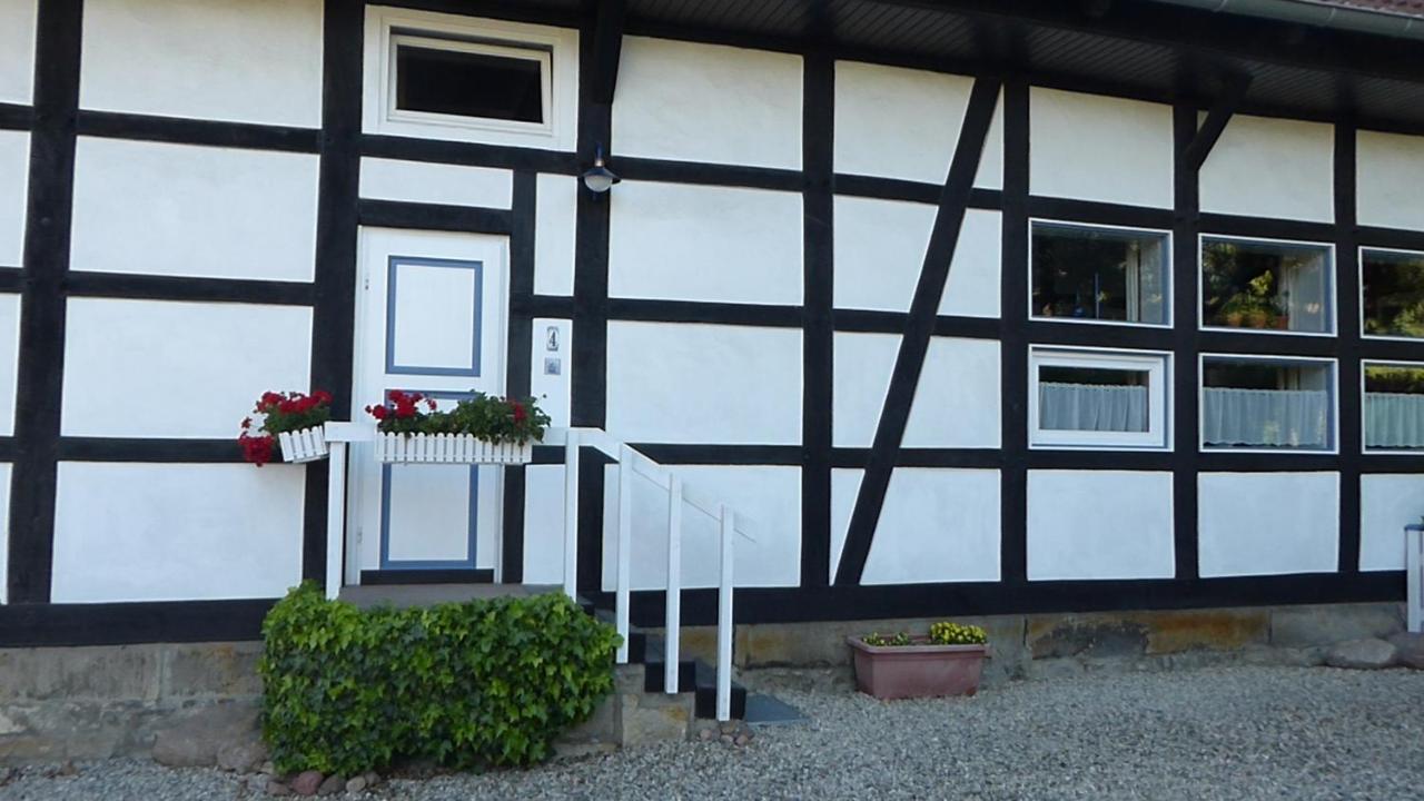 „friesland“ - Wunderschönes In Fachwerkhaus *