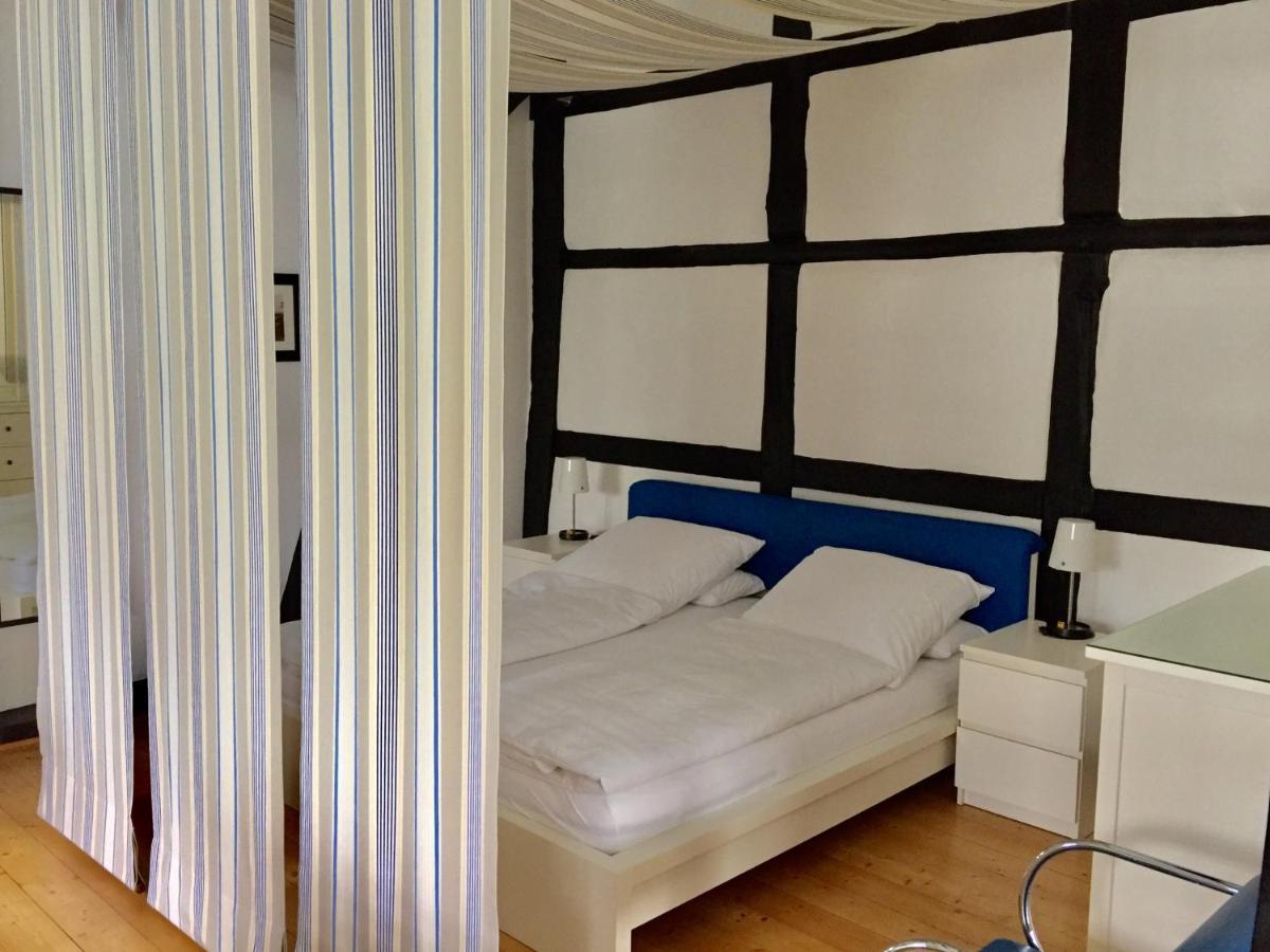 „friesland“ - Wunderschönes In Fachwerkhaus Apartment *