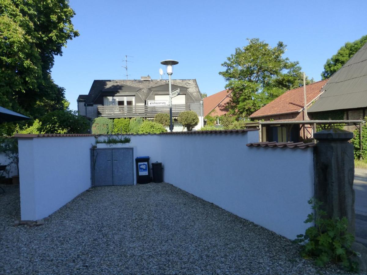 „friesland“ - Wunderschoenes In Fachwerkhaus Appartement *